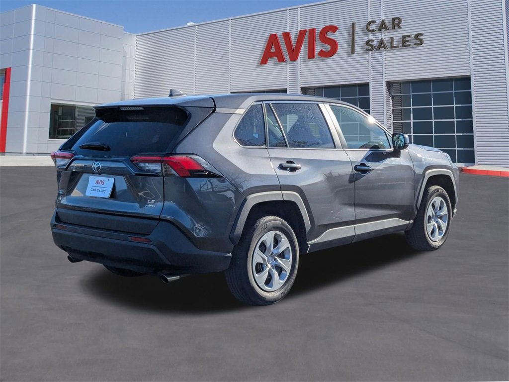 Used 2024 Toyota RAV4 LE image 6
