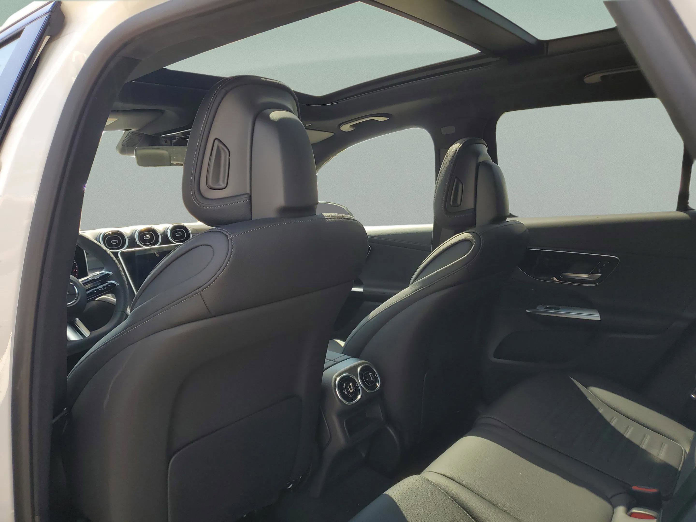 Certified 2026 Mercedes-Benz GLC 300 4MATIC image 14