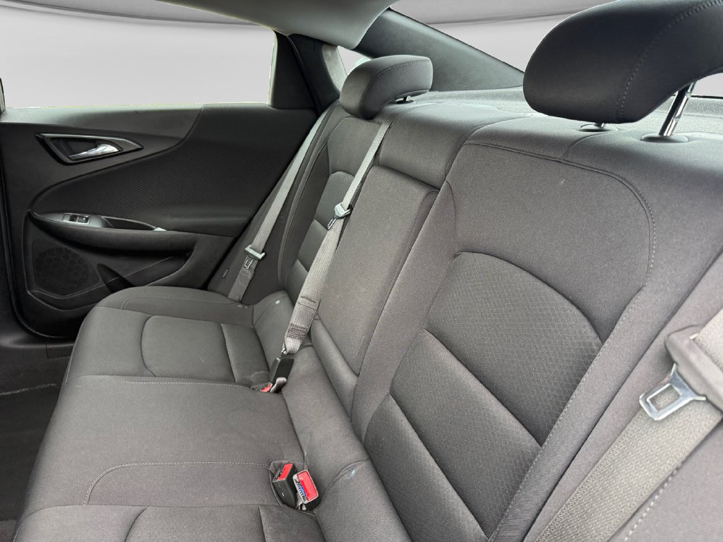 Used 2024 Chevrolet Malibu LT FWD image 36