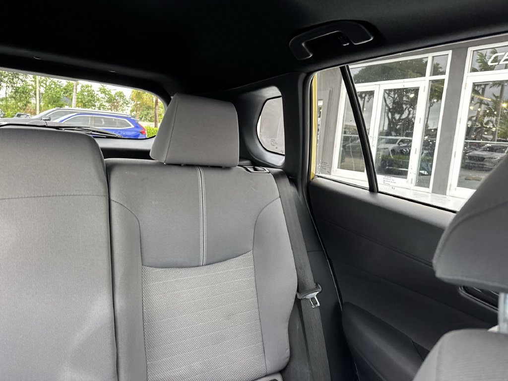 Used 2023 Toyota Corolla Cross AWD Hybrid w/ Moonroof Package image 19