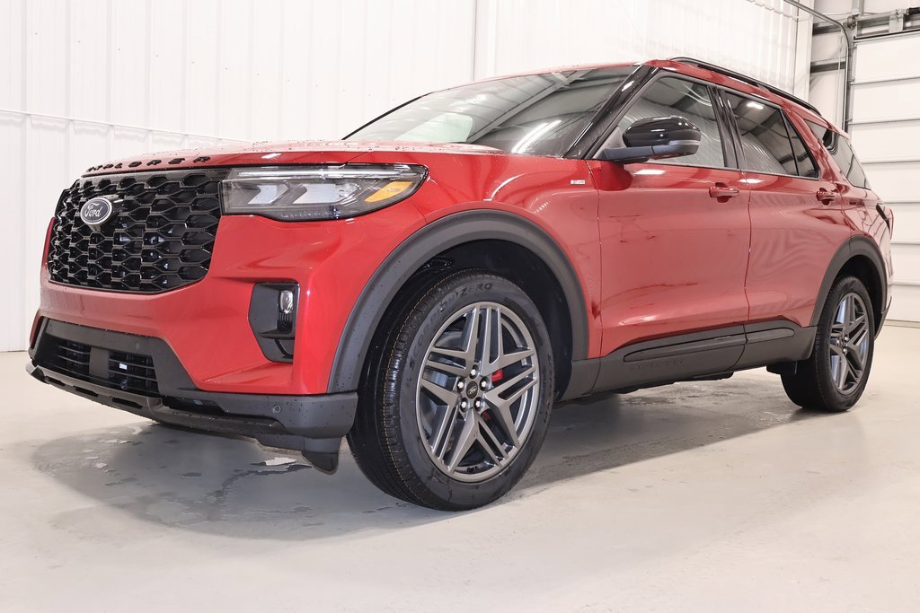 New 2026 Ford Explorer ST-Line w/ ST-Line Street Pack image 5
