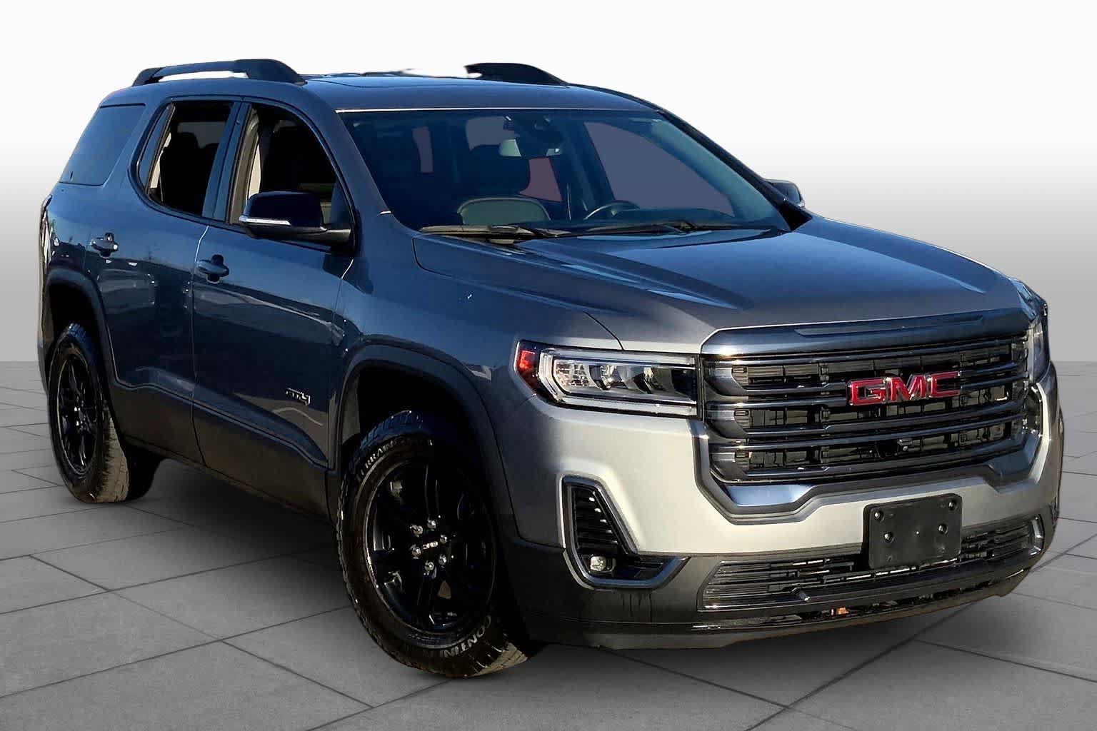 Used 2023 GMC Acadia AT4 w/ Technology Package AWD/4WD image 3