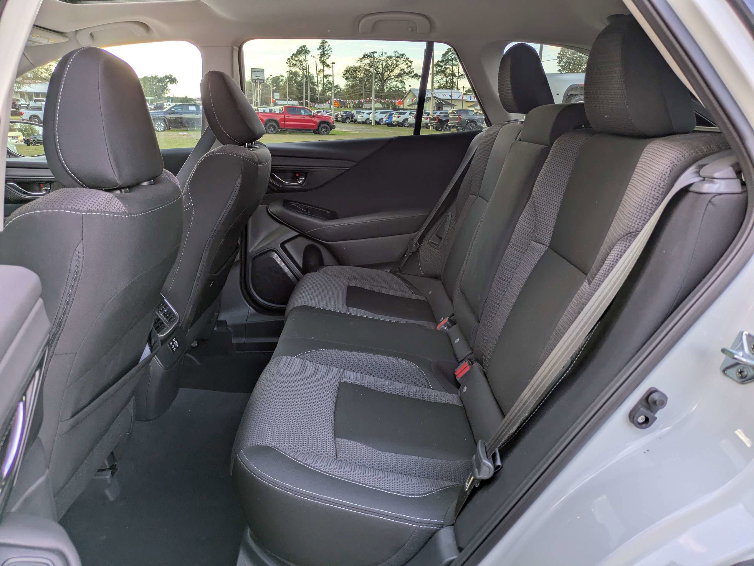 Used 2023 Subaru Outback Premium image 21