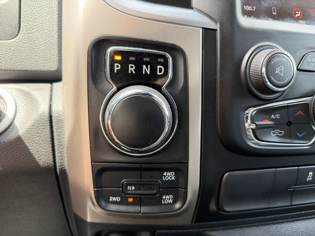 Used 2018 RAM 1500 Classic SLT image 10