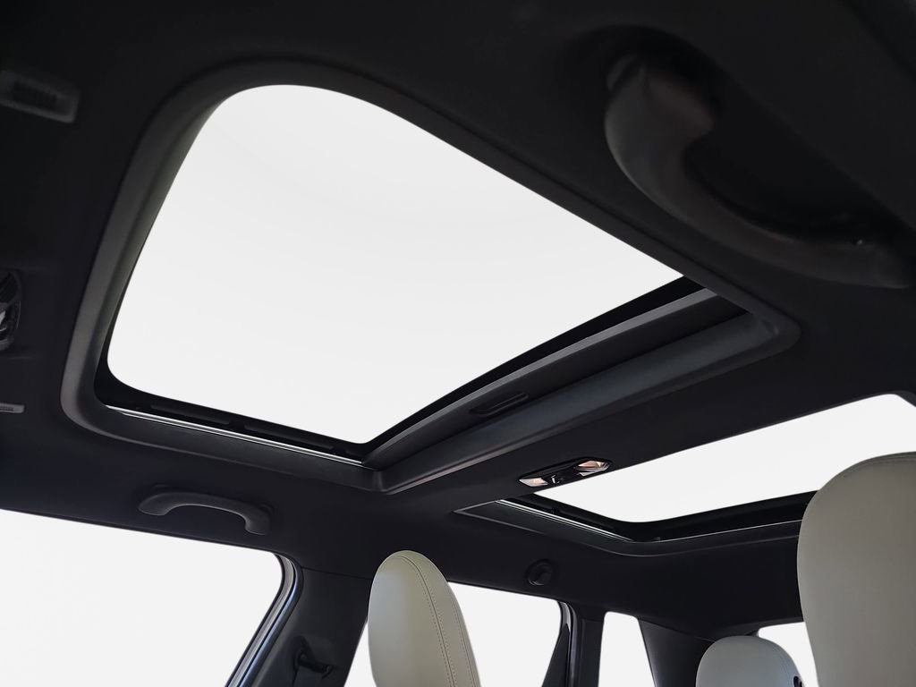 Used 2025 MINI Cooper S image 28