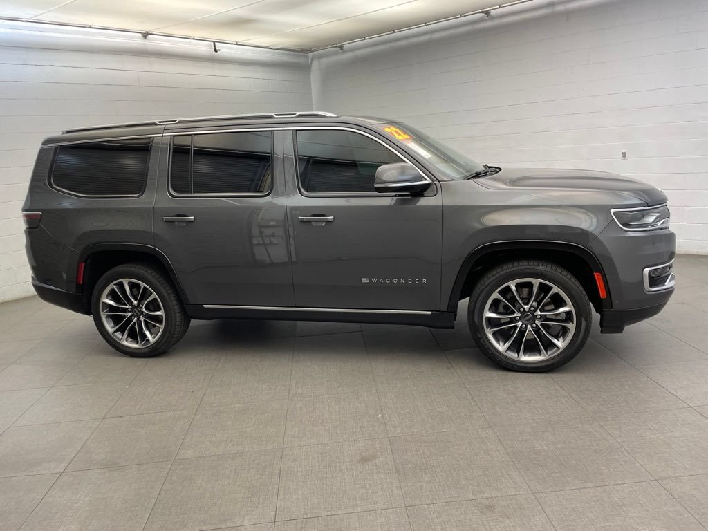 Certified 2022 Jeep Wagoneer Series III w/ Premium Group I AWD/4WD image 6