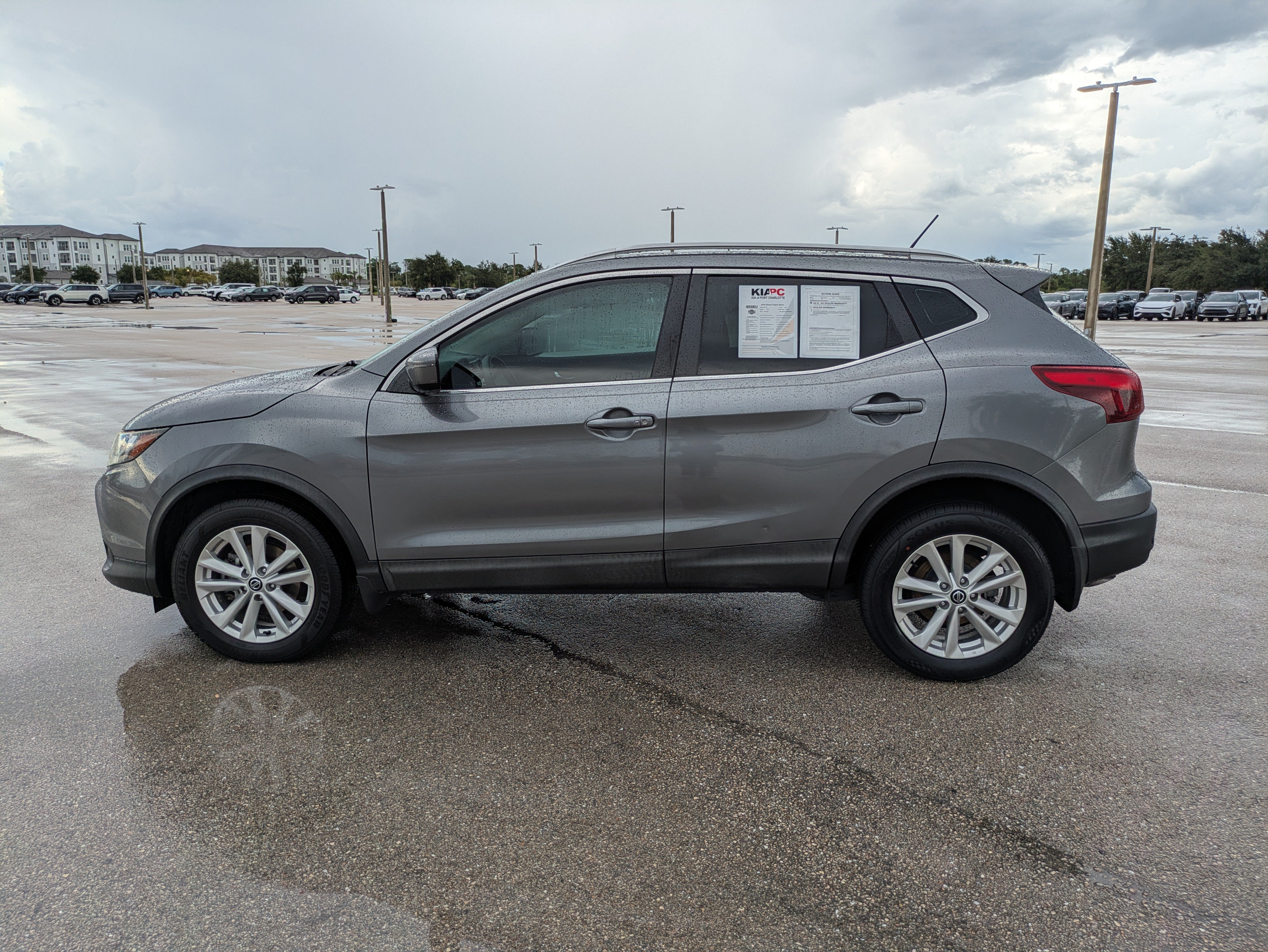 Used 2019 Nissan Rogue Sport SV FWD image 7
