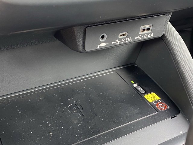 New 2025 Subaru Forester Limited w/ Popular Package image 17