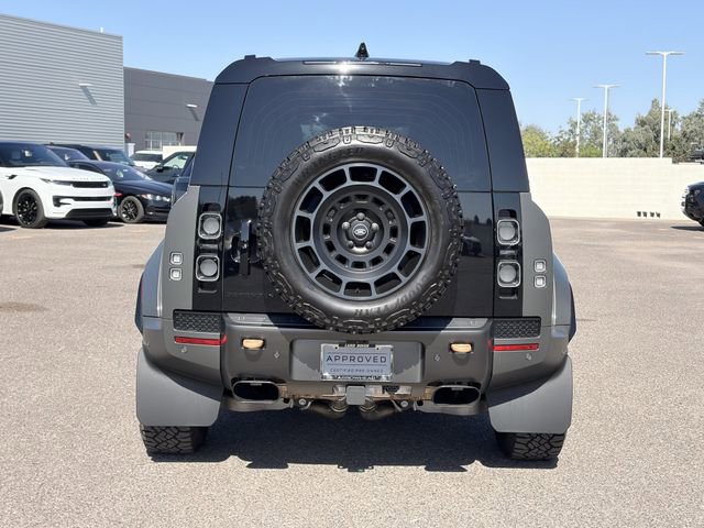 Used 2025 Land Rover Defender 110 AWD/4WD image 29