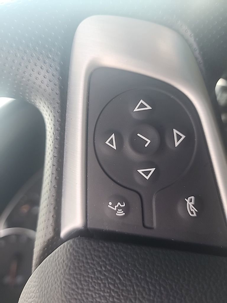 Used 2022 GMC Terrain SLE AWD/4WD image 13