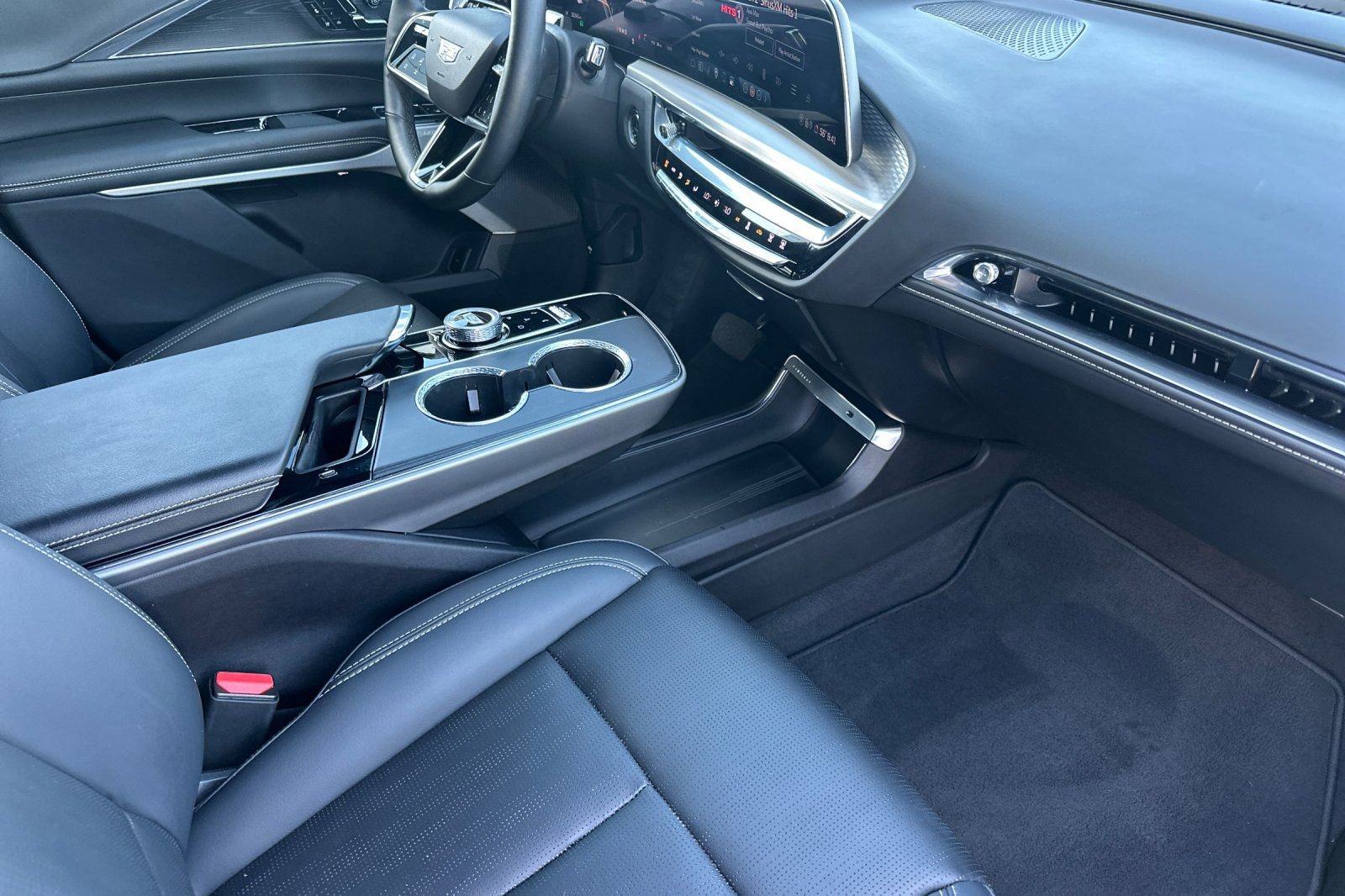 Certified 2024 Cadillac Lyriq Sport image 19