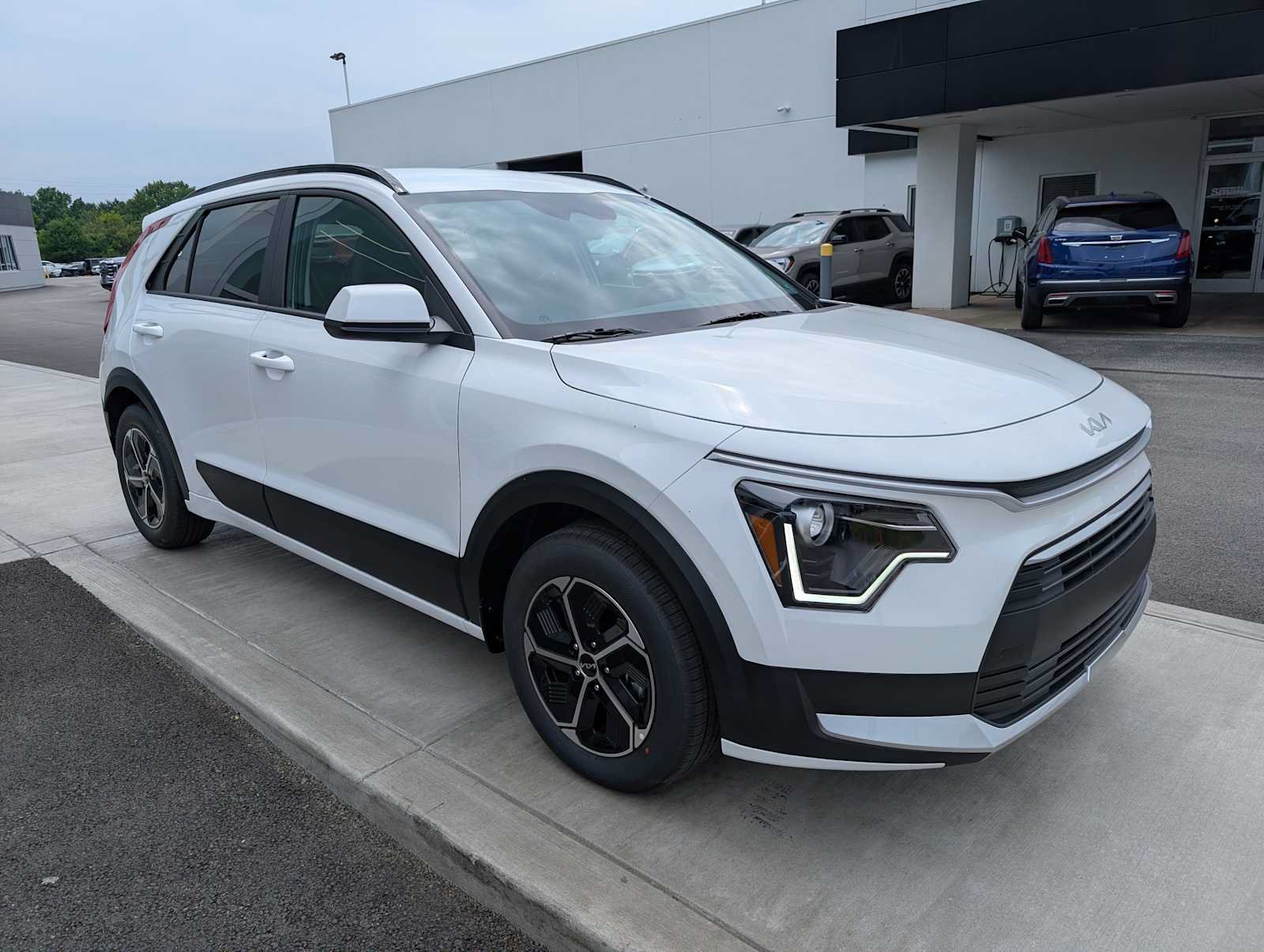 New 2026 Kia Niro LX FWD image 6