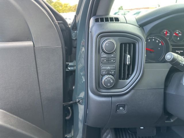 New 2026 Chevrolet Silverado 1500 Custom Trail Boss w/ LPO, Dark Essentials Package image 18