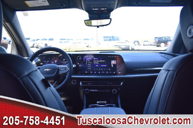 New 2027 Chevrolet Traverse LT w/ Driver Confidence Package FWD image 3