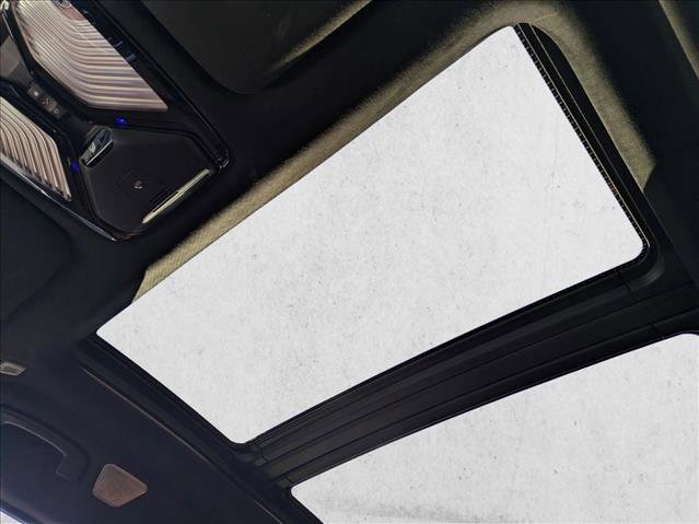 Used 2019 BMW X7 xDrive50i w/ Dynamic Handling Package image 16