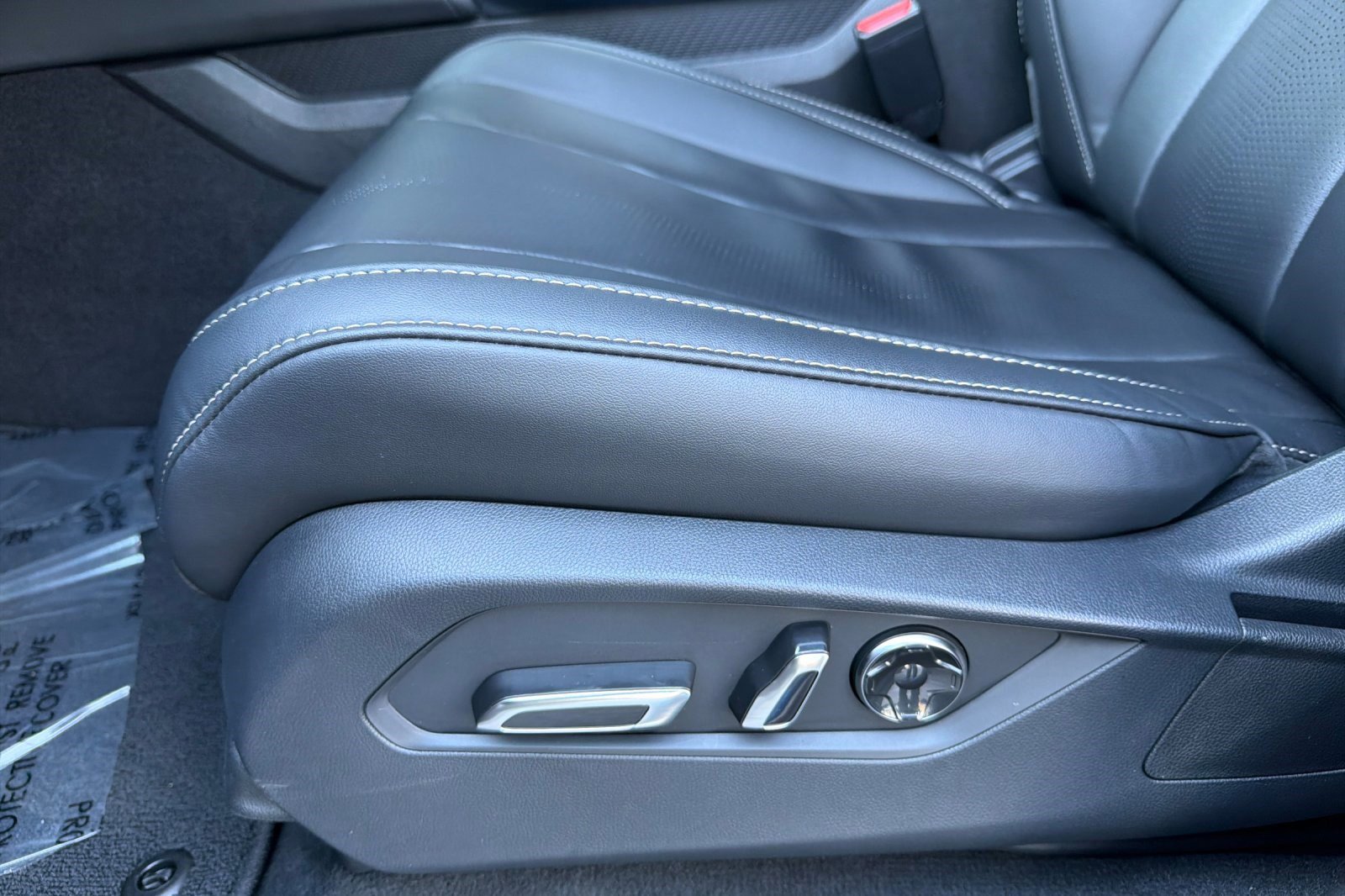 Certified 2025 Acura MDX SH-AWD w/ Technology Package image 14