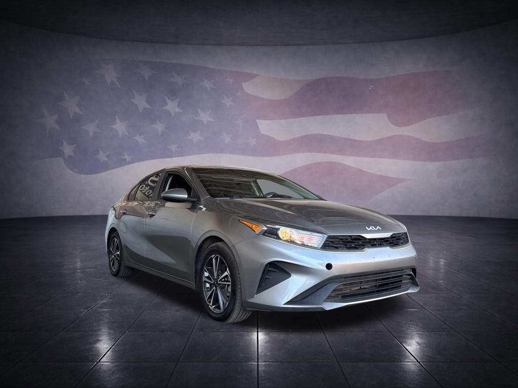 Used 2022 Kia Forte LXS FWD image 7