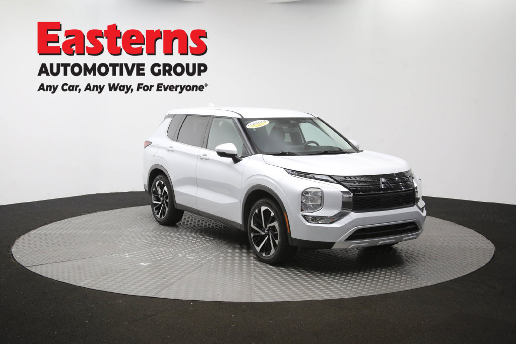 Used 2024 Mitsubishi Outlander SE FWD image 52