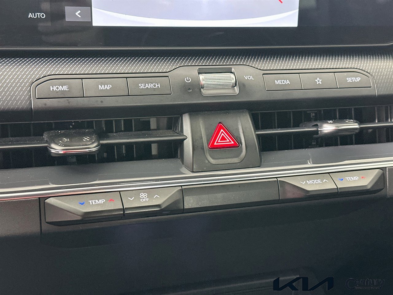 Certified 2025 Kia K4 GT-Line FWD image 16
