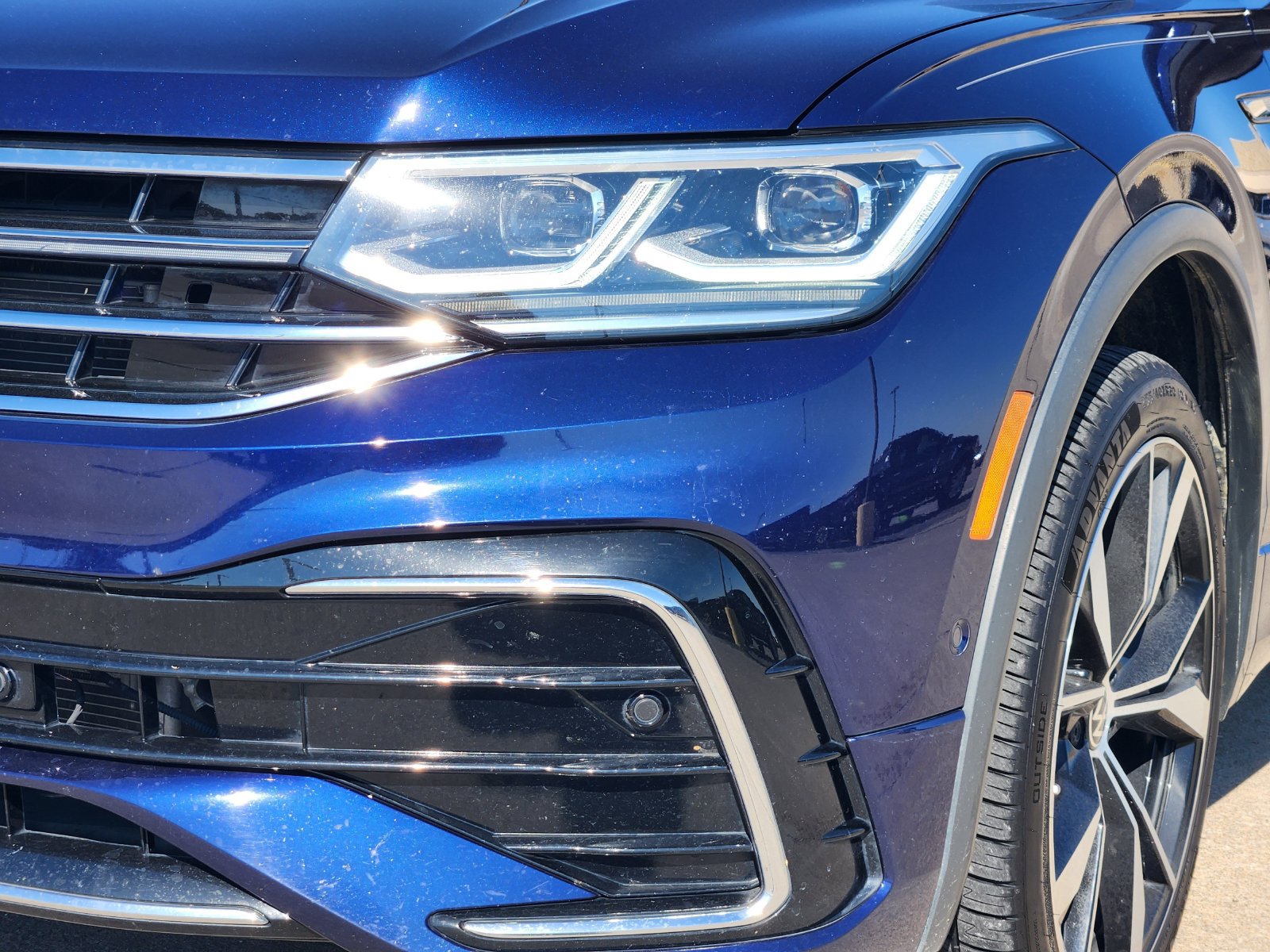 Used 2024 Volkswagen Tiguan SEL R-Line AWD/4WD image 10