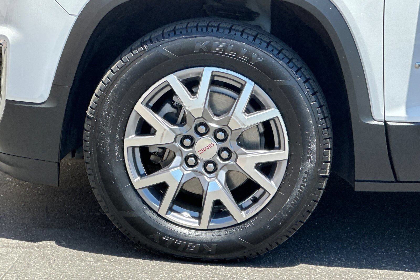 Certified 2020 GMC Acadia SLT AWD/4WD image 28