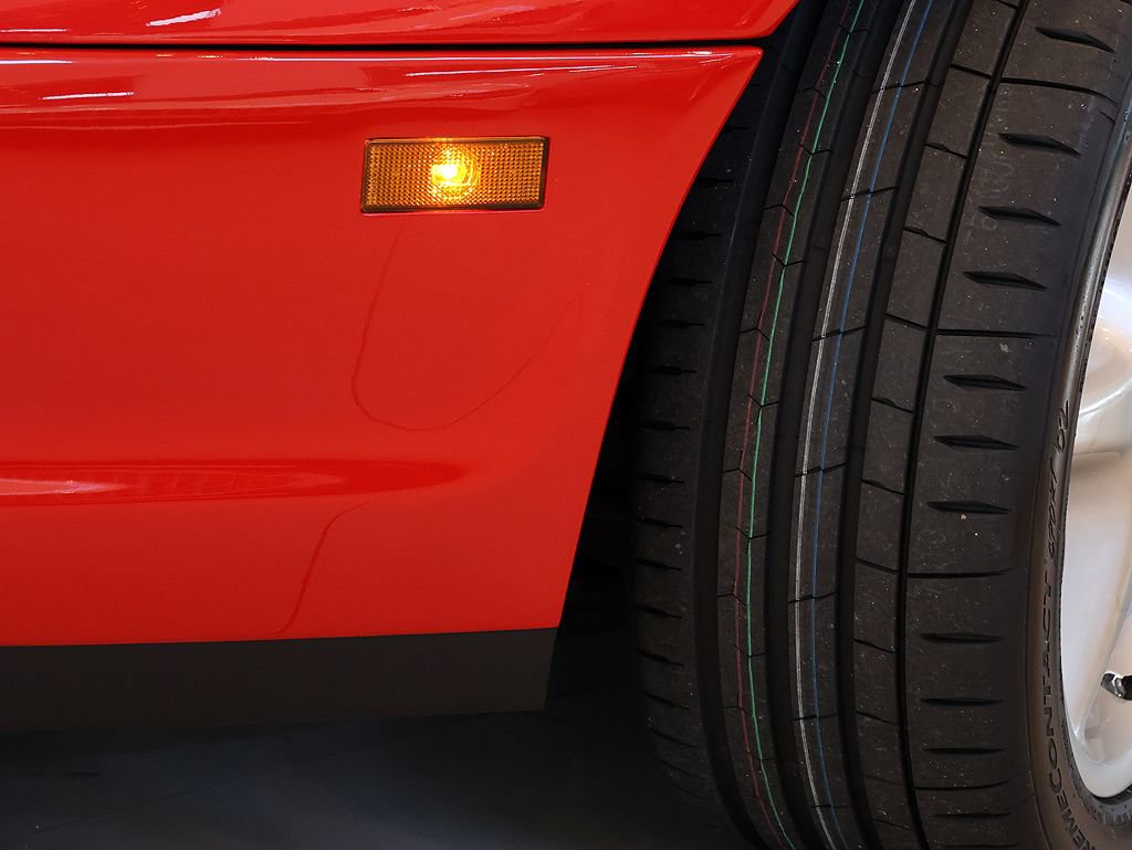 Used 2000 Ferrari 550 Maranello Coupe RWD image 24