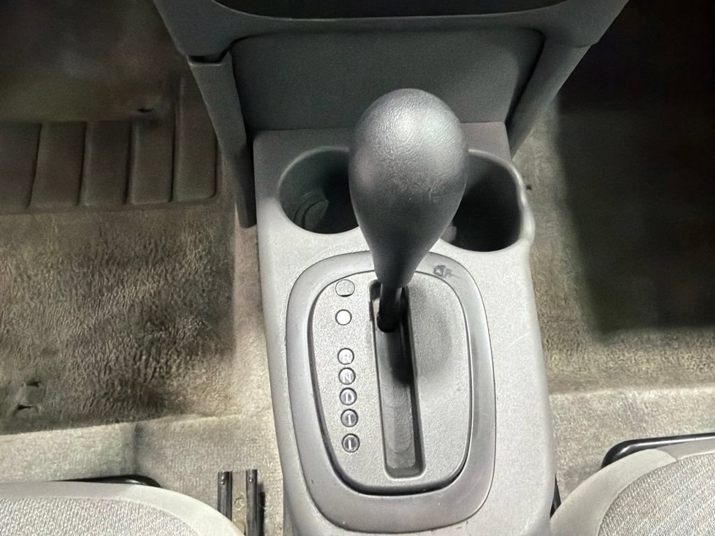Used 2004 Saturn ION Level 1 FWD image 17