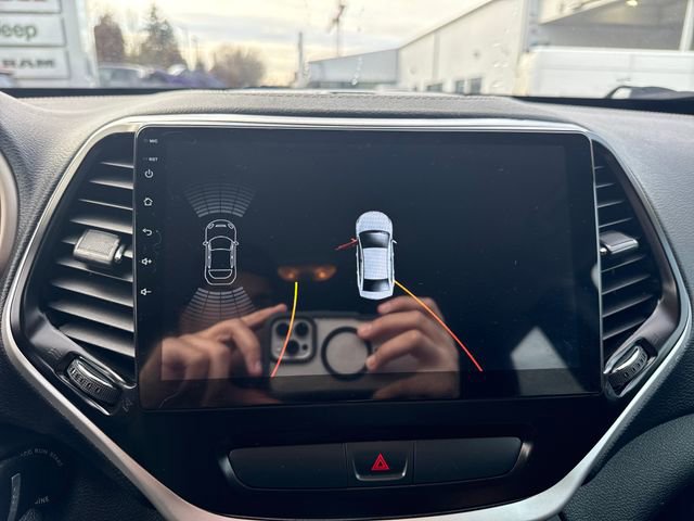 Used 2015 Jeep Cherokee Latitude image 26