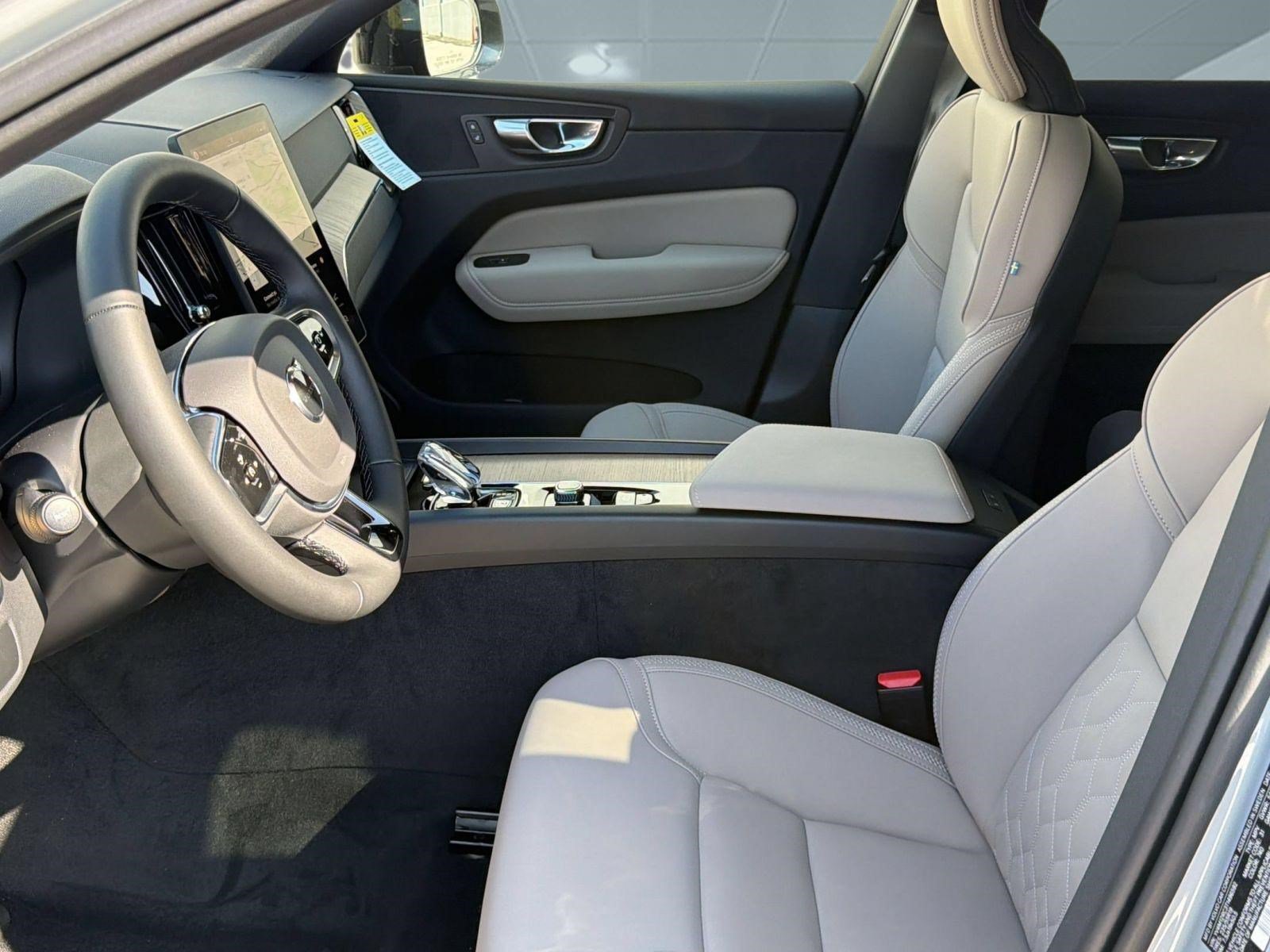 New 2026 Volvo XC60 B5 Plus w/ Climate Package AWD/4WD image 5