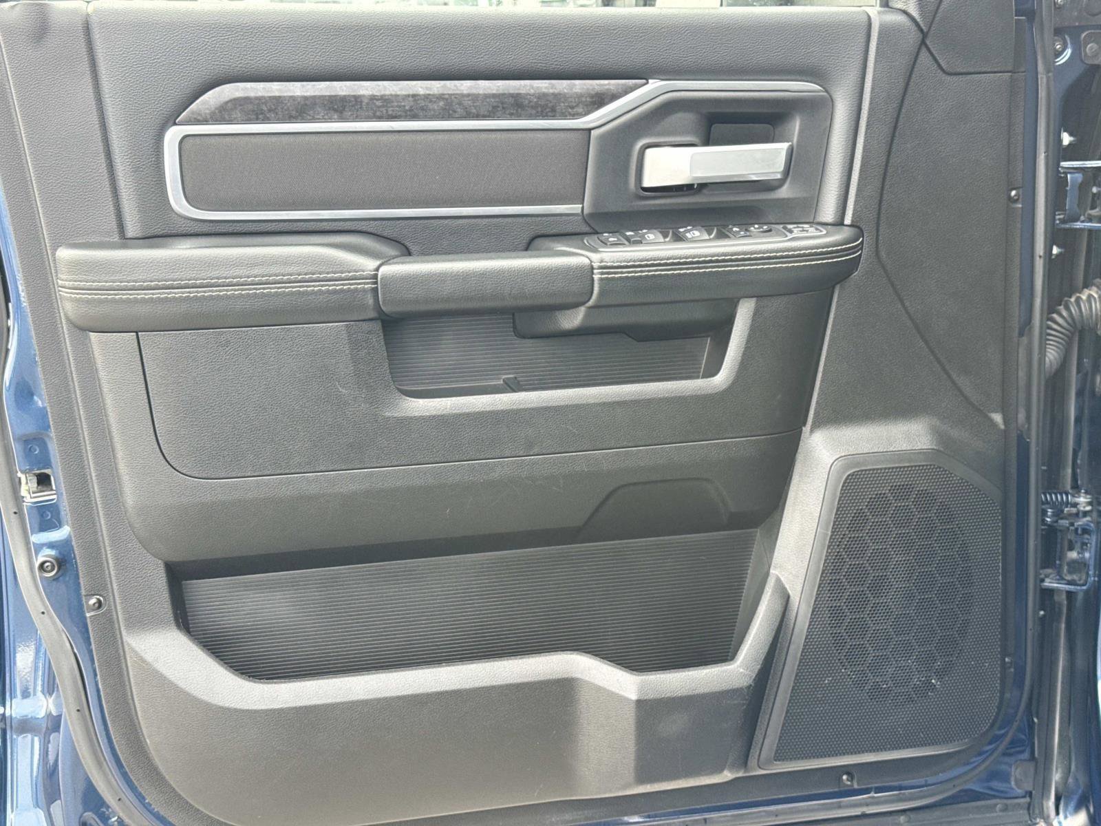 Used 2024 RAM 2500 Big Horn w/ Bed Utility Group image 16