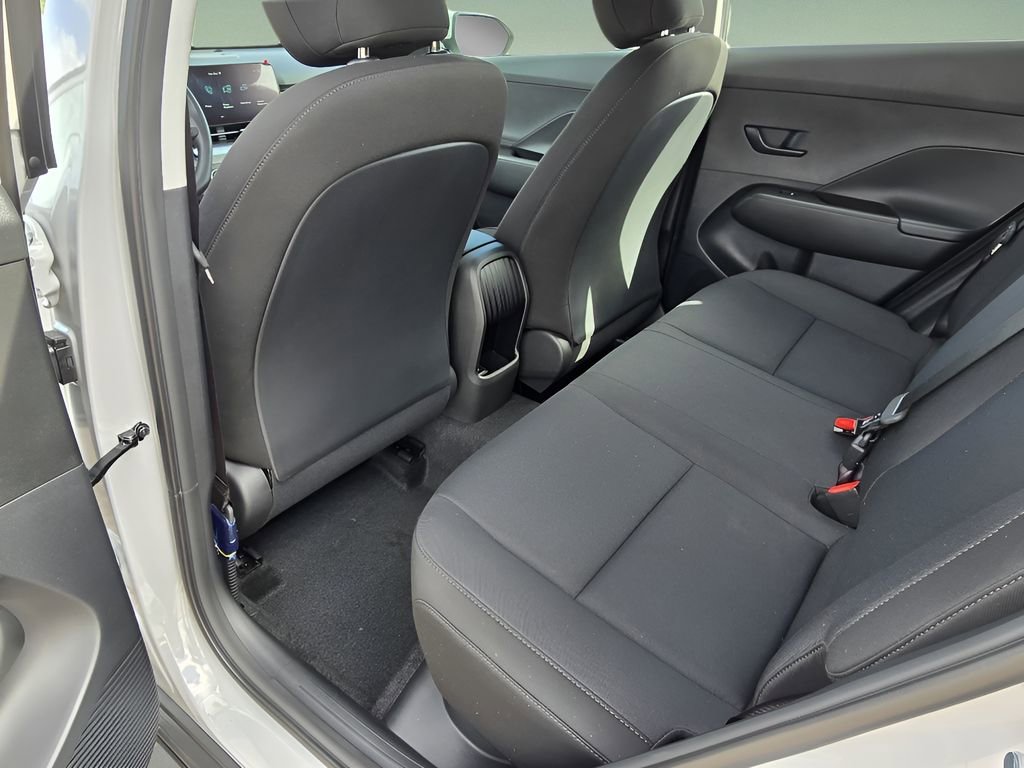 New 2026 Hyundai Kona SE image 15