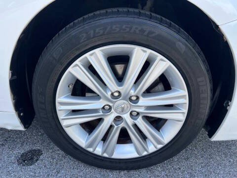 Used 2015 Lexus ES 350 w/ Premium Package FWD image 22
