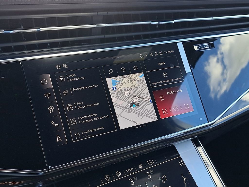 New 2026 Audi Q7 3.0T Premium Plus AWD/4WD image 12