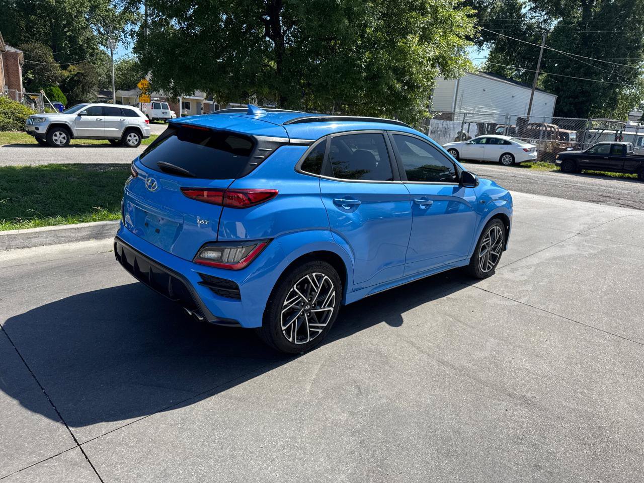 Used 2022 Hyundai Kona N Line w/ Tech Package FWD image 4