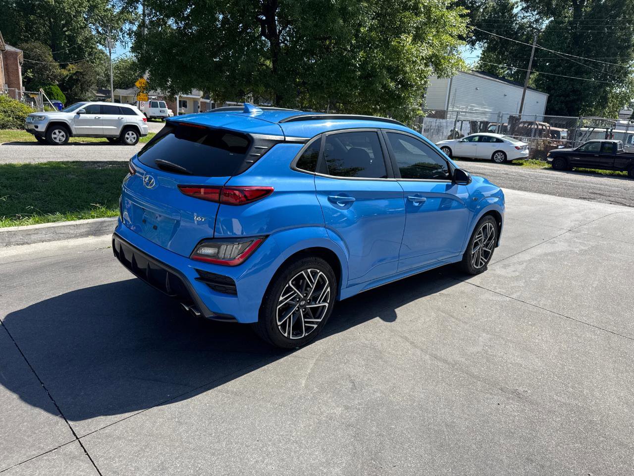 Used 2022 Hyundai Kona N Line w/ Tech Package FWD image 4