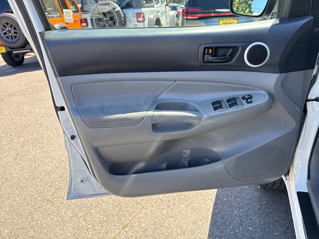 Used 2006 Toyota Tacoma PreRunner RWD image 15