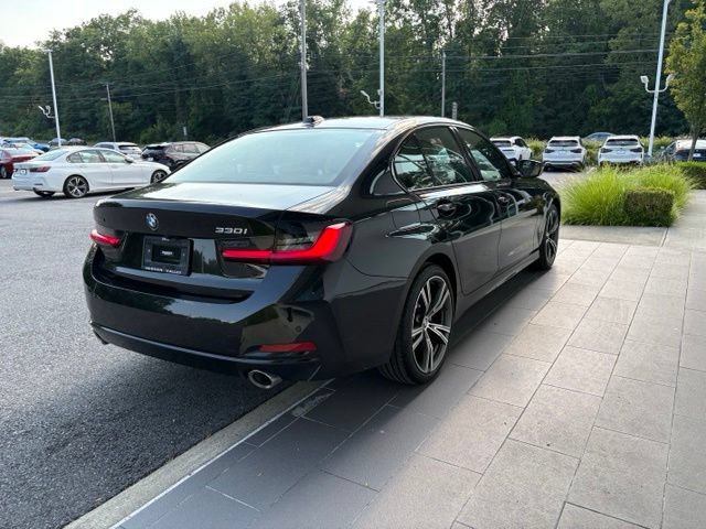 Used 2023 BMW 330i xDrive Sedan w/ Driving Assistance Package AWD/4WD image 7