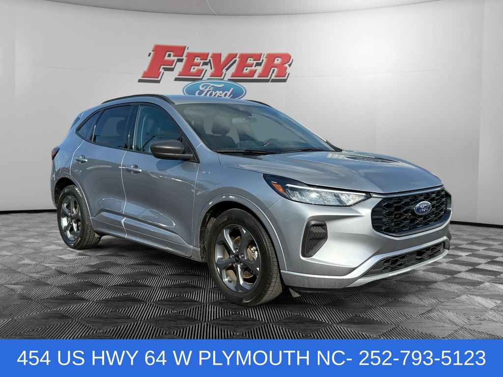 Certified 2023 Ford Escape ST-Line w/ Tech Pack #1 FWD image 7