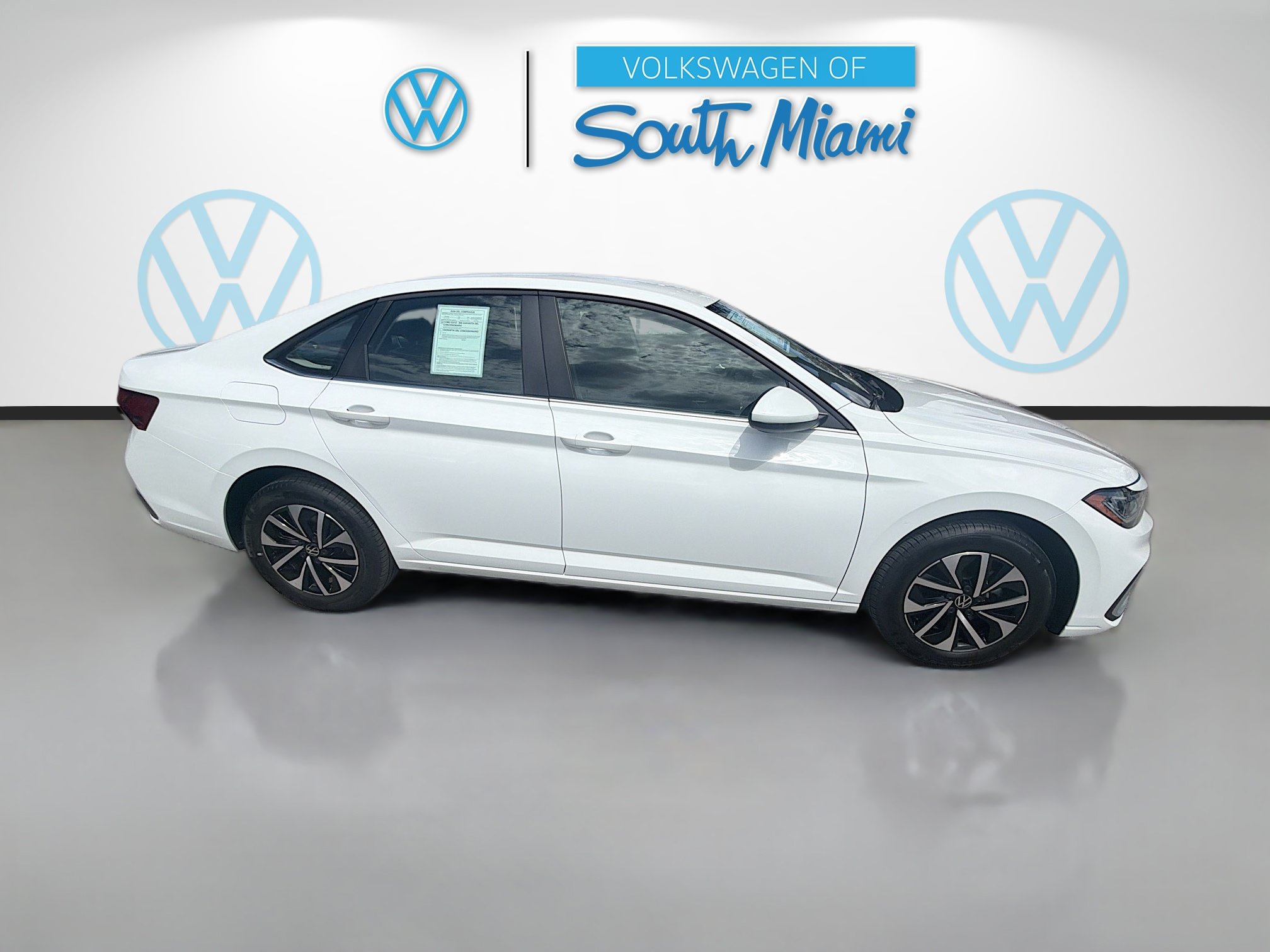 Certified 2025 Volkswagen Jetta S FWD image 8