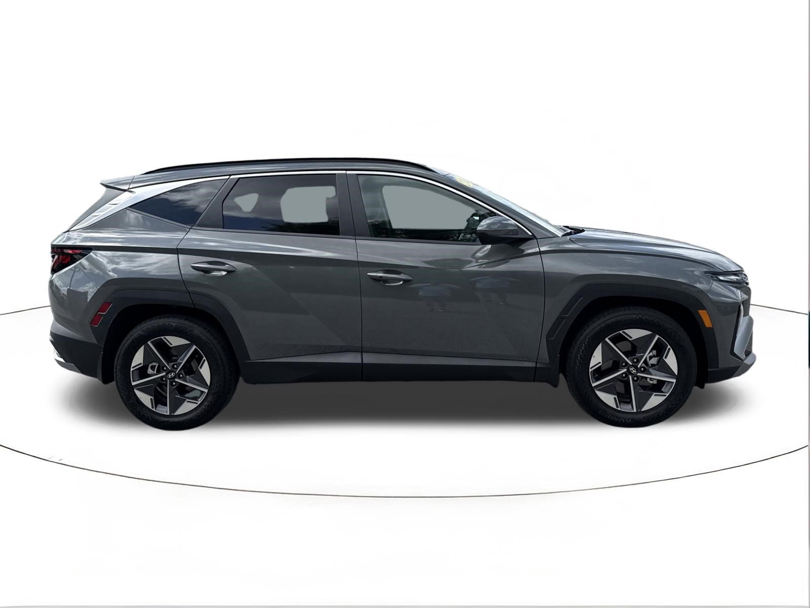 Certified 2026 Hyundai Tucson SEL image 2