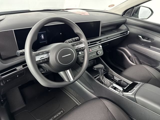 New 2026 Hyundai Tucson SE image 12