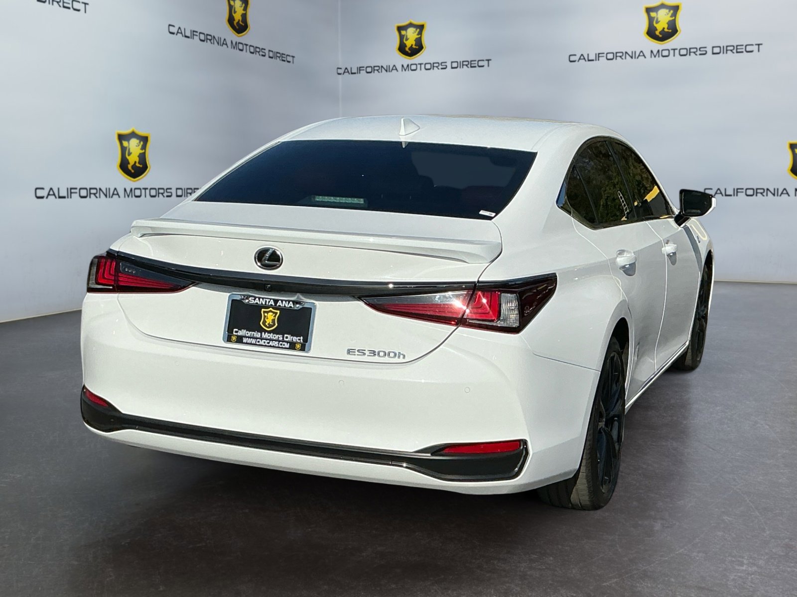 Used 2023 Lexus ES 300h F Sport FWD image 5