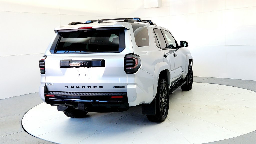Certified 2025 Toyota 4Runner Platinum AWD/4WD image 5
