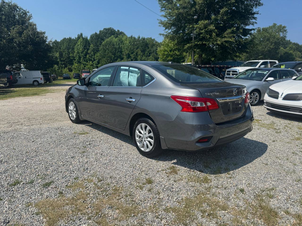 Used 2018 Nissan Sentra SV w/ Premium Package (P01) image 7