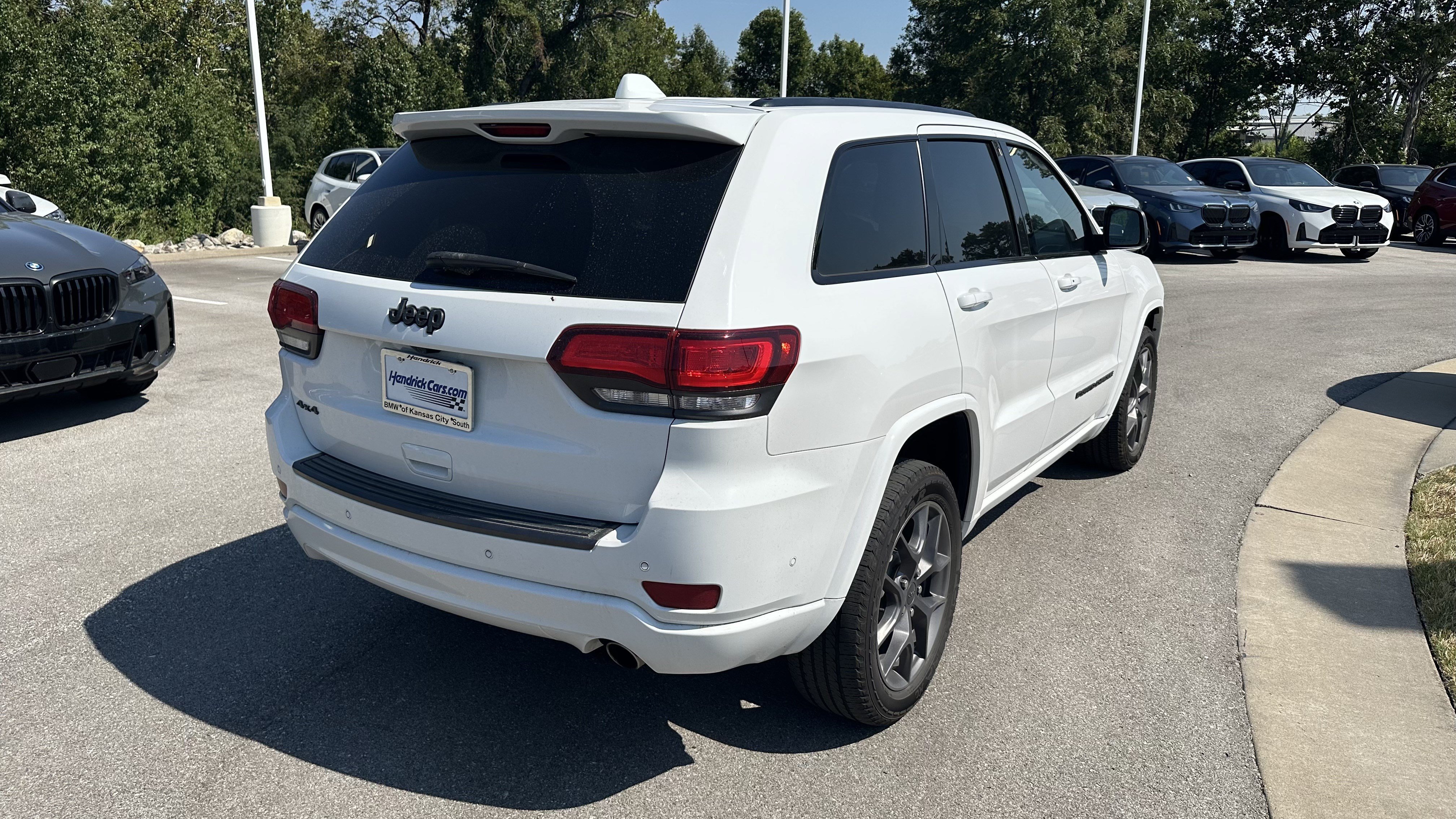 Used 2021 Jeep Grand Cherokee Limited w/ Quick Order Package 28K 80th AWD/4WD image 9
