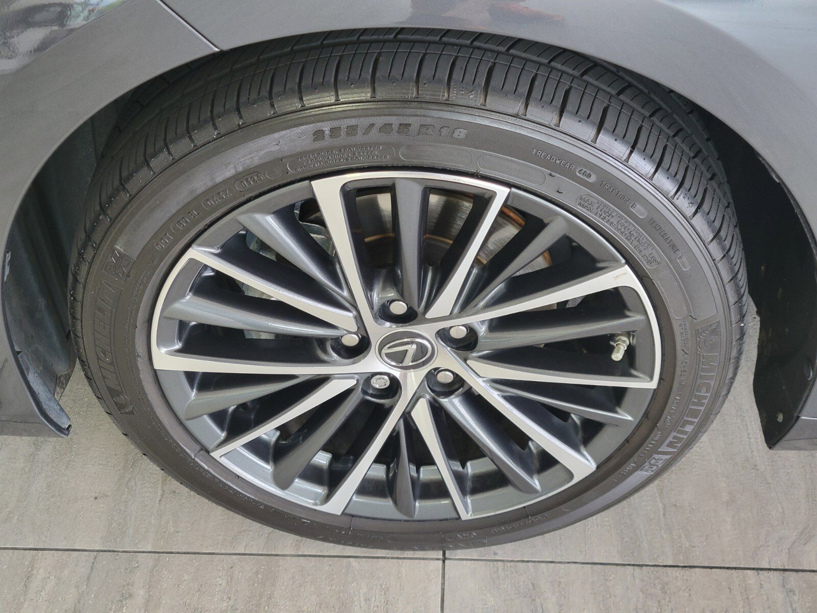 Certified 2023 Lexus ES 350 w/ Premium Package FWD image 9