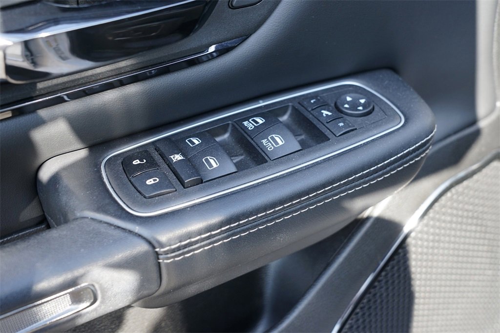 Used 2023 RAM 1500 Limited image 17