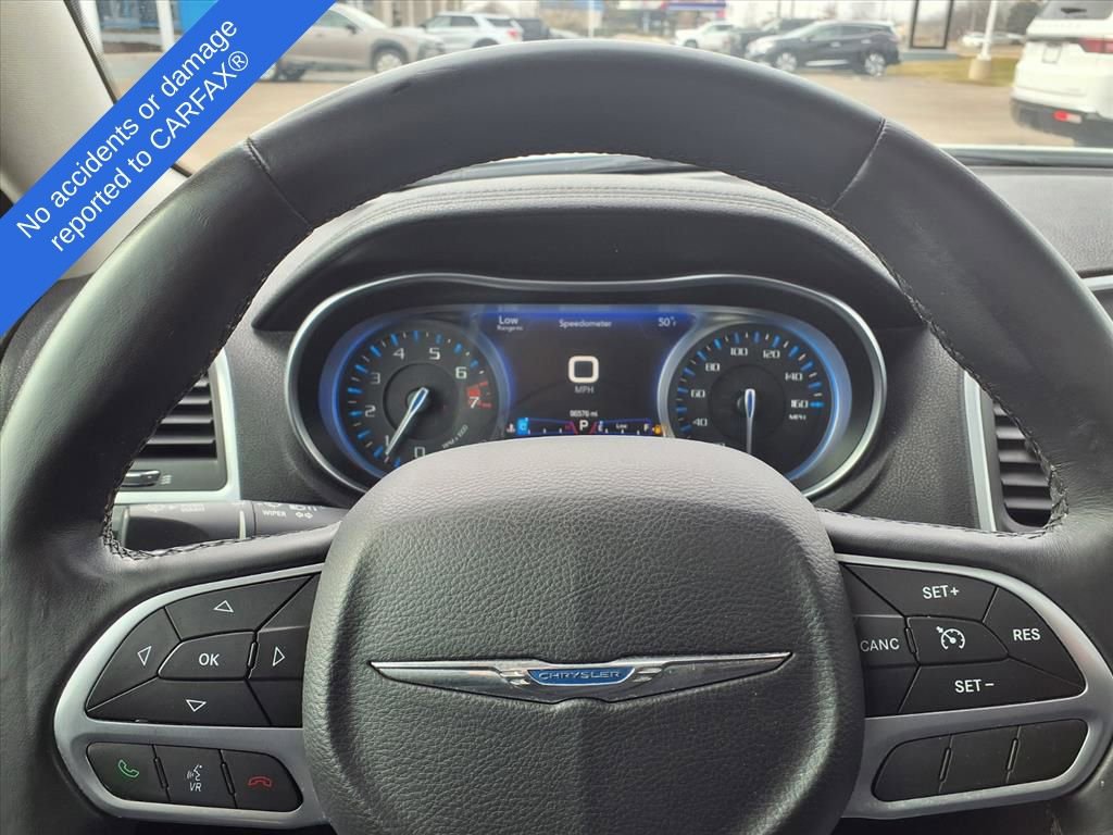 Used 2017 Chrysler 300 Touring w/ Value Package image 19