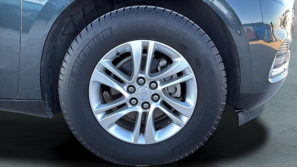 Used 2019 Buick Enclave Essence FWD image 10