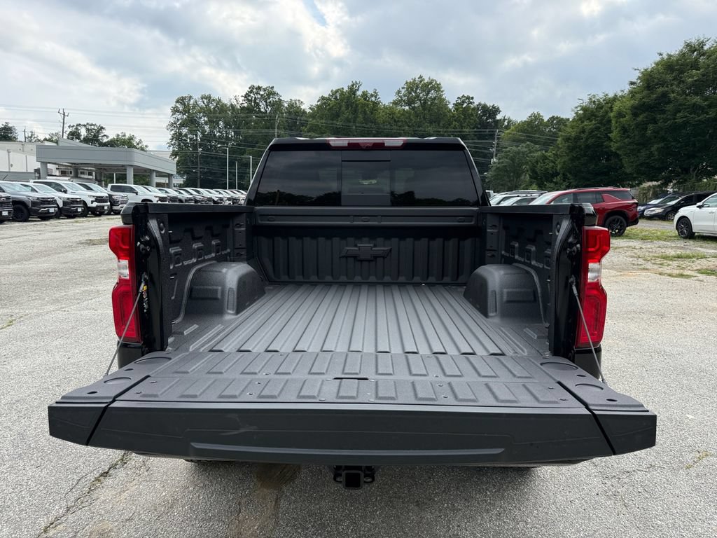 New 2026 Chevrolet Silverado 1500 ZR2 w/ LPO, Dark Essentials Package AWD/4WD image 27